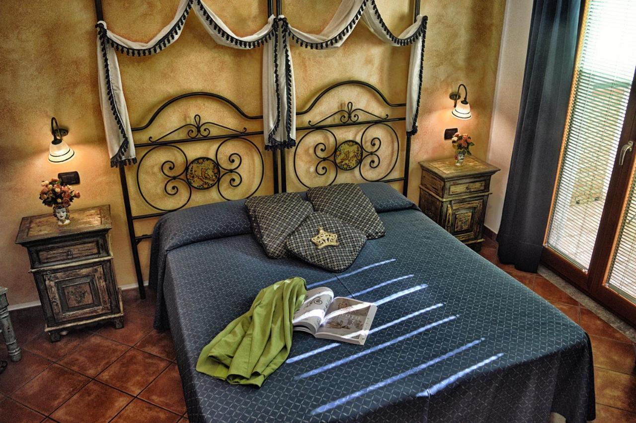 Victoria Hotel 3*
